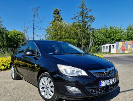 samochody osobowe Opel Astra cena 17999 przebieg: 299000, rok produkcji 2010 z Legionowo